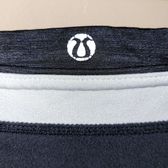 Lululemon Reversible Flare/Wide Leg Yoga Pant Black Size 6 - Picture 8 of 15